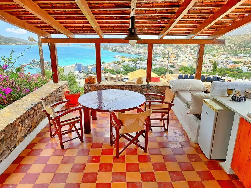 House Argyro