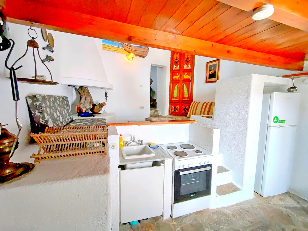 Argyro kitchen 01