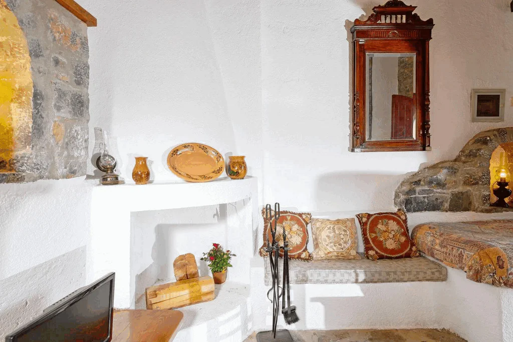 Erato living room fireplace 01