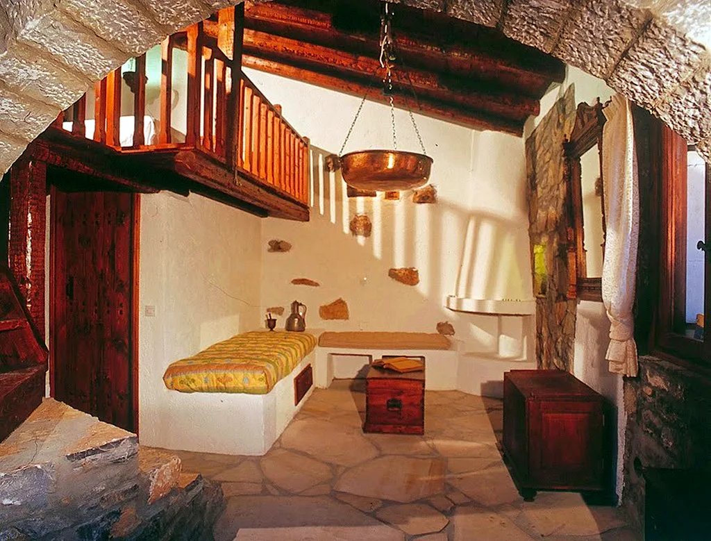 Kalliopi living room wide 01