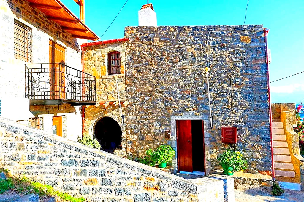 Leonidas exterior facade 01