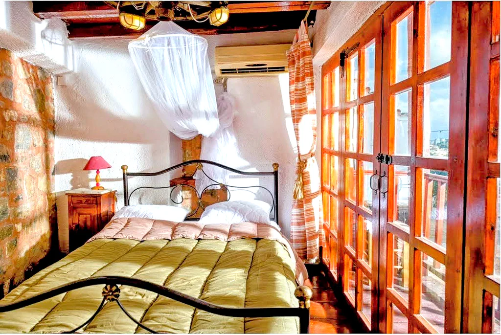 Monastiri bedroom first floor 01