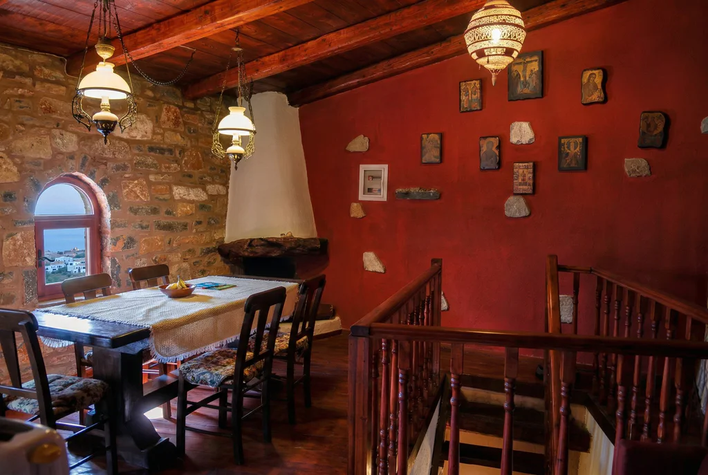 Monastiri dining upper level 01